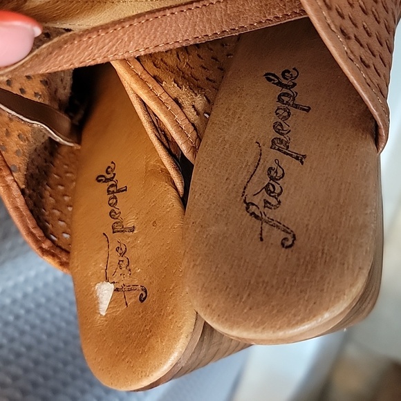 Free People Logan Clogs Size 38 - Picture 4 of 7